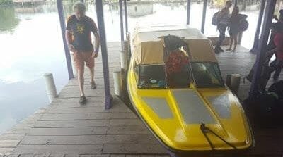 Bote de Almirante a Bocas del Toro