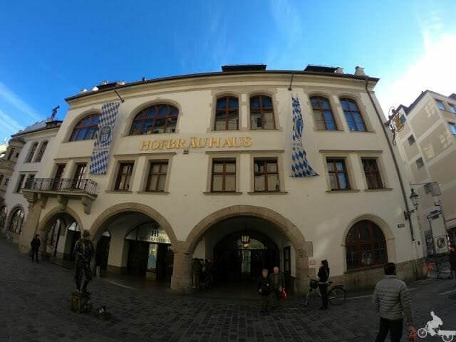 fachada cervecería HOFBRÄUHAUS
