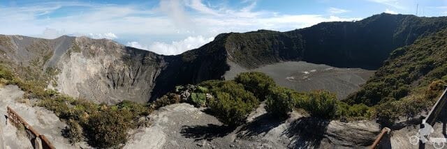 2 crateres volcan irazu sin laguna