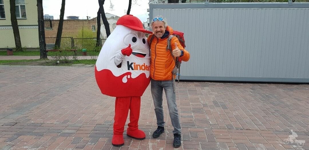 huevo kinder en kiev