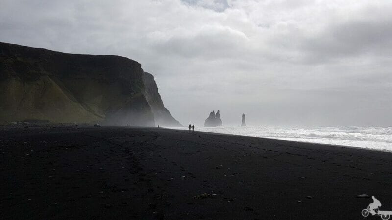 vistas rocas reynisfjara