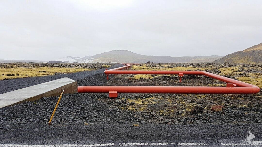 tuberías de agua caliente que alimentan la Blue Lagoon