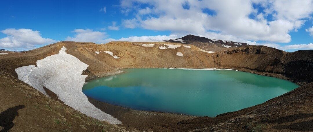 crater laguna viti islandia