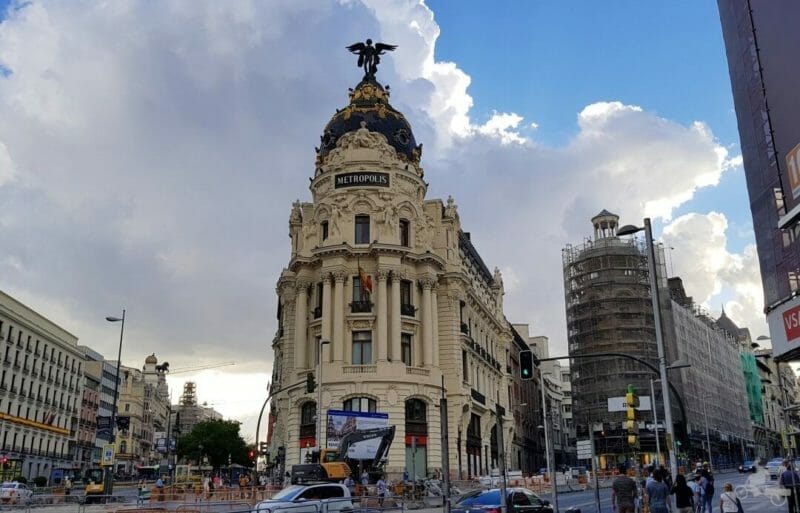 edificio metropolis