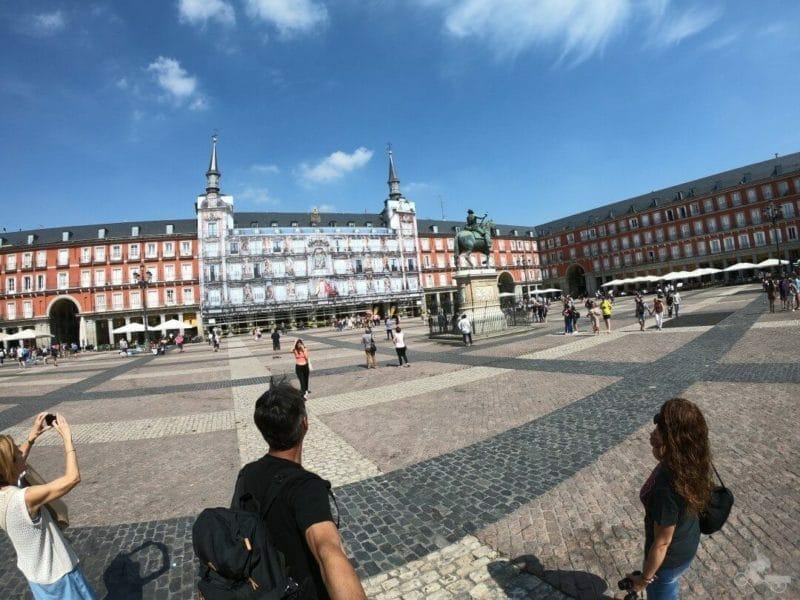 plaza mayor madrid de los austrias