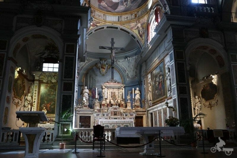 altar iglesia ognissanti