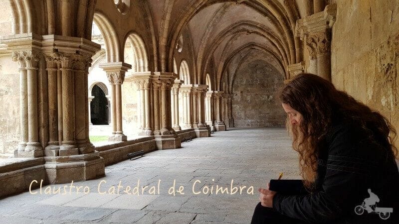 claustro de la catedral vieja de coimbra