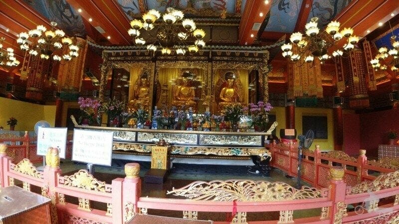 interior monasterio po lin - isla Lantau