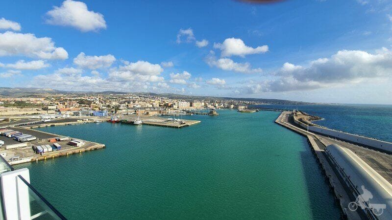 puerto de Civitavecchia desde el crucero
