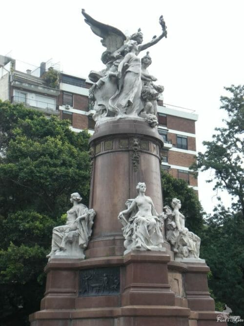  Monumento Francia a la Argentina