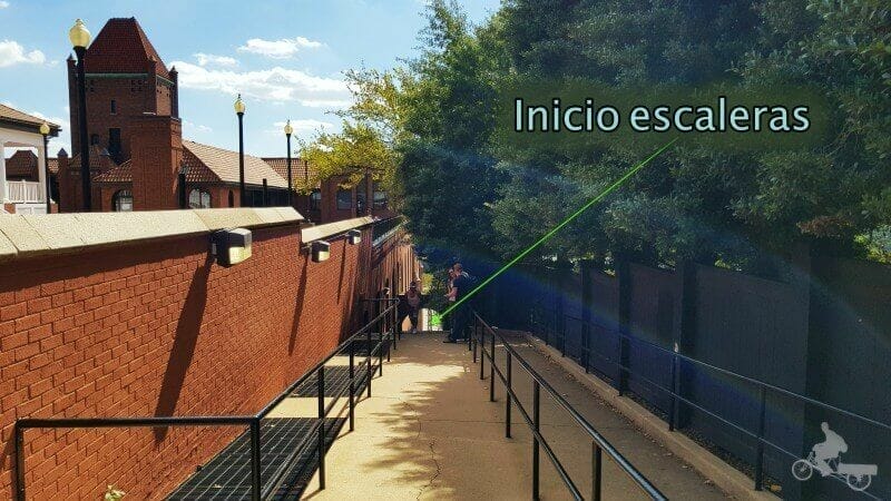 donde se encuentran escaleras del exorcista