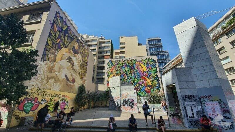 grafittis - Mejores free tours en Santiago de Chile