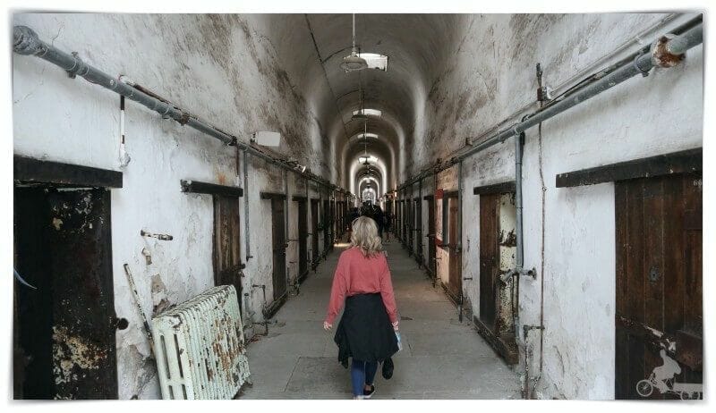 pasillos eastern state penitentiary