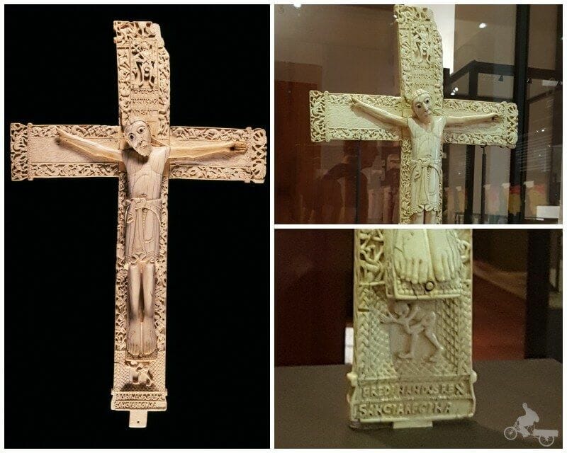 Crucifijo de Don Fernando y Doña Sancha - museo Arqueológico Nacional