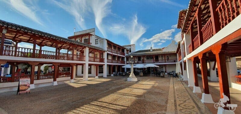 plaza mayor de Puerto Lápice
