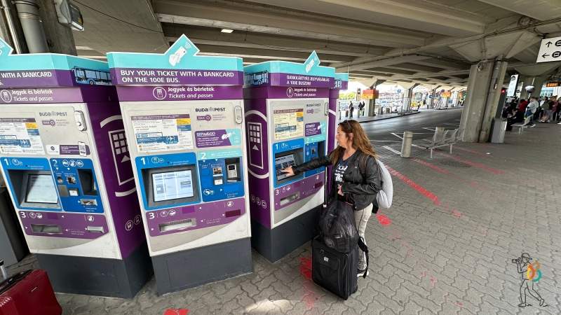 maquina Billetes y Abonos de Transporte en el Aeropuerto Budapest