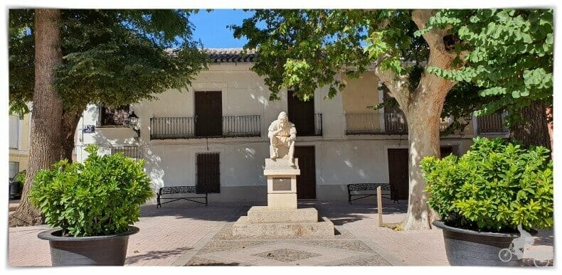 plaza de Alonso Quijano