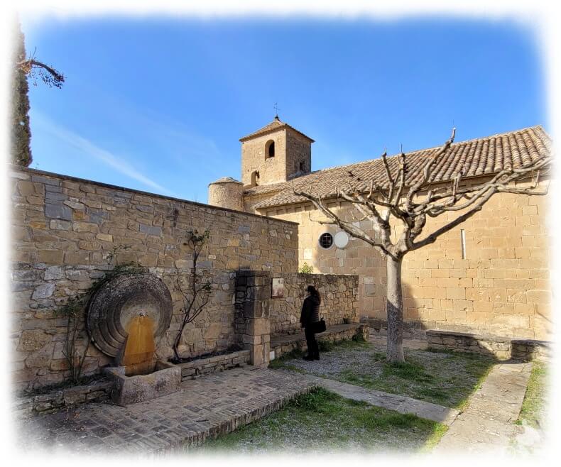 fuente del pueblo de Talamanca