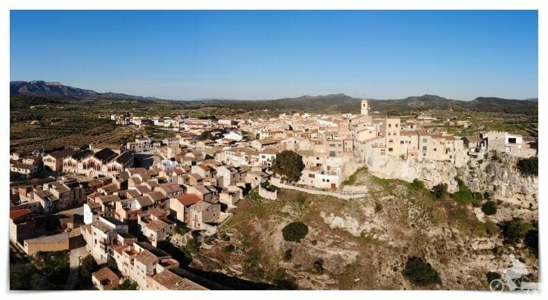 pueblo de Pinell de Brai - ruta por Terra Alta y Ribera d´Ebre