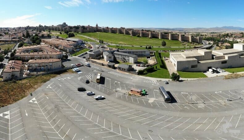 aparcar coches en avila gratis