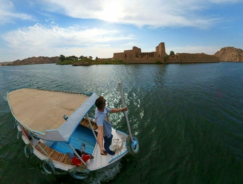 templo de Philae en barca - Egipto en una semana