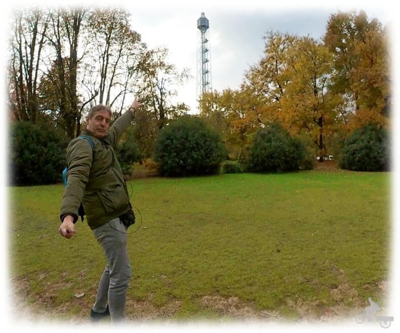 Subir a la torre branca de Milán