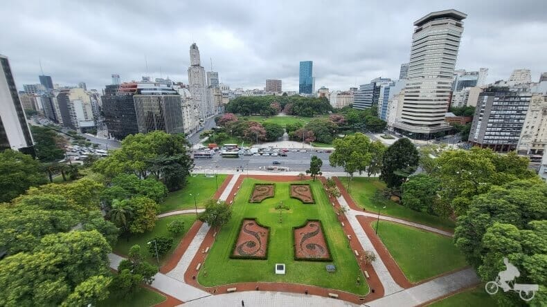 vistas al oeste de la Torre Monumental o de los Ingleses