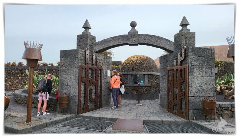 entrada jardín cactus Lanzarote
