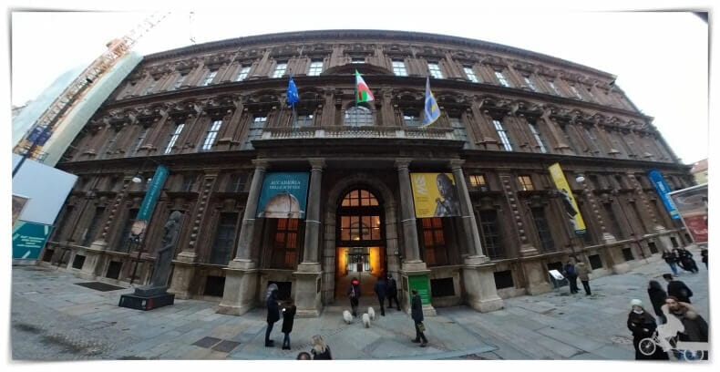 fachada Museo egipcio de Turín