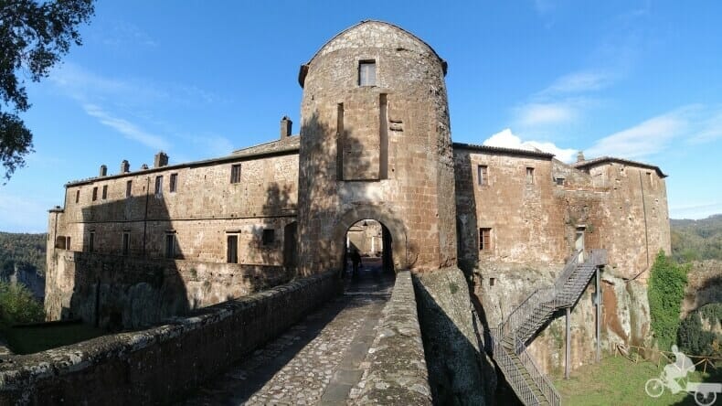 muralla de Sorano