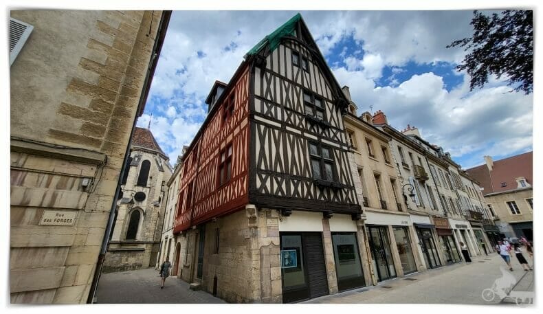 rue des forges ruta lechuza Dijon