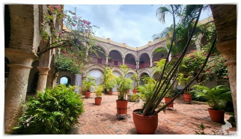 Claustro convento de Santa Cruz