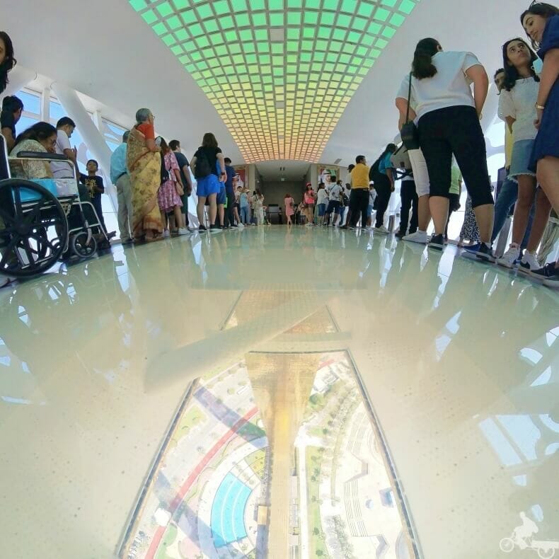 interior dubai frame