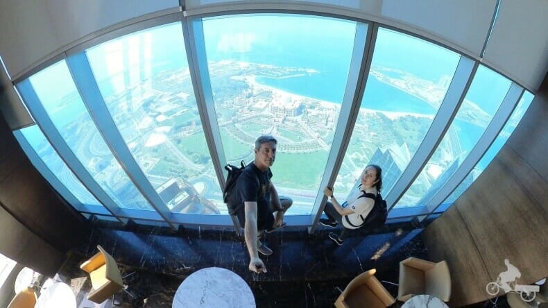 mirador  at 300 deck etihad towers