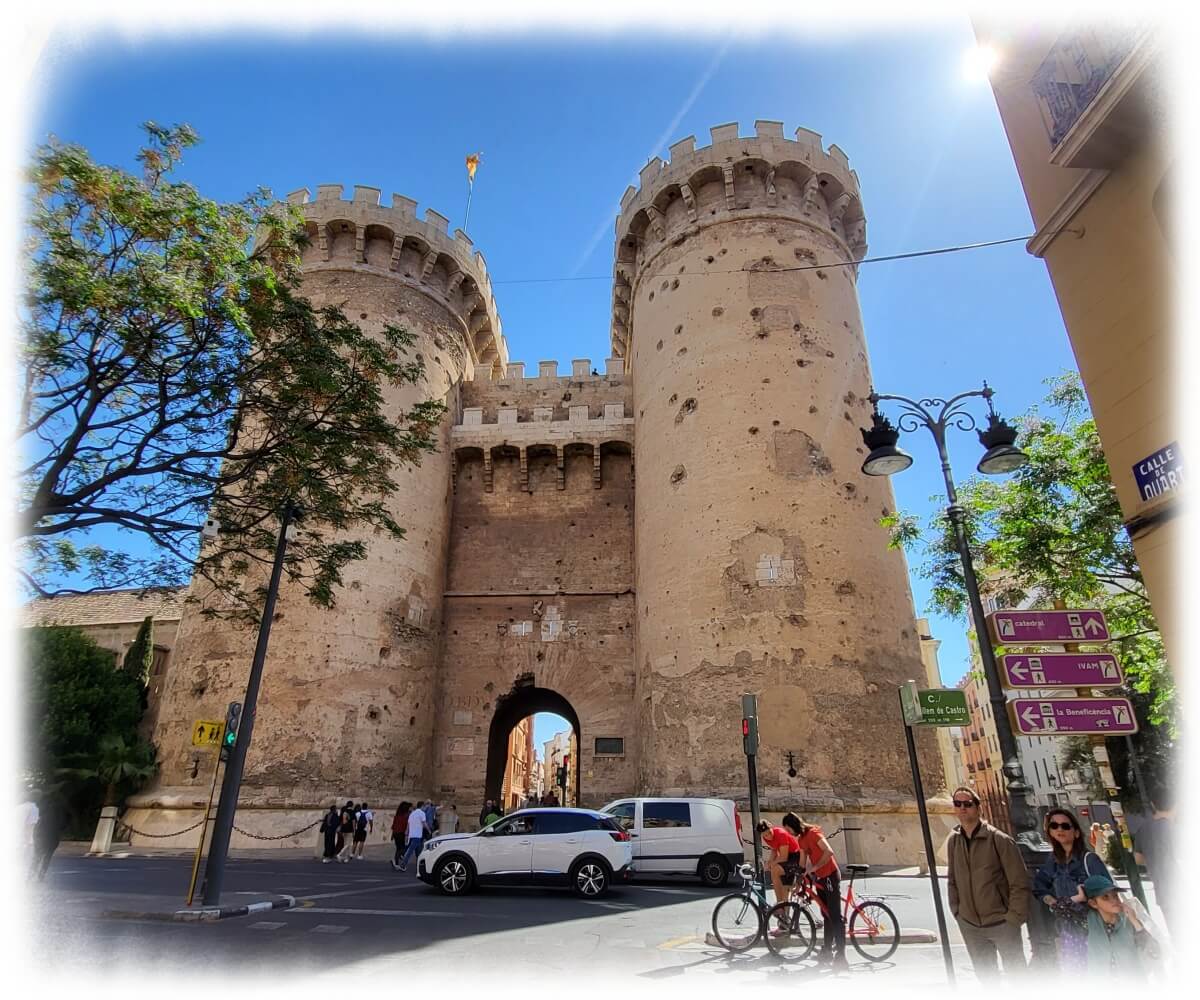 fachada Torres de Quart