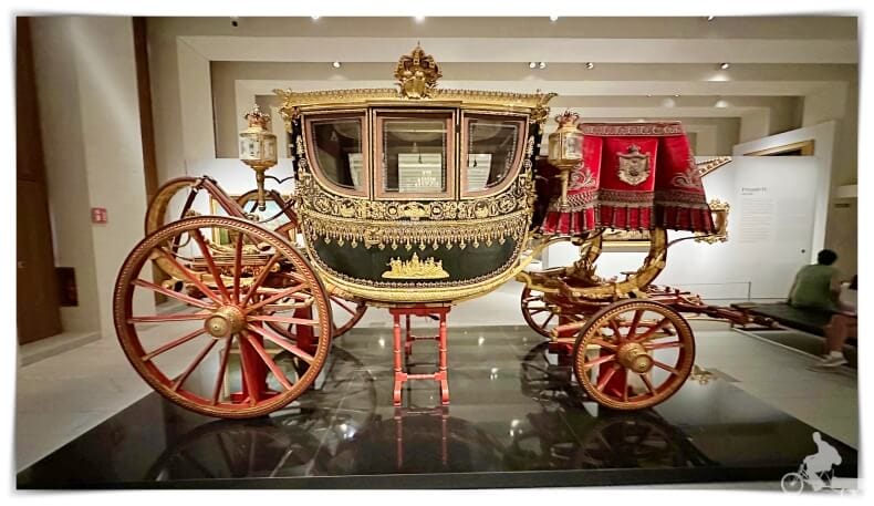 Coche de la Corona Real -colecciones reales madrid