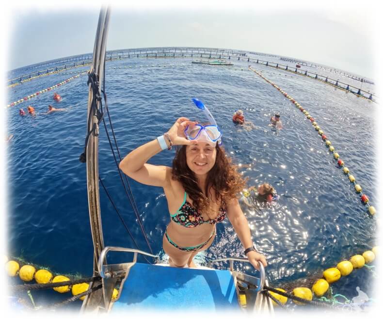 snorkel con atunes chica