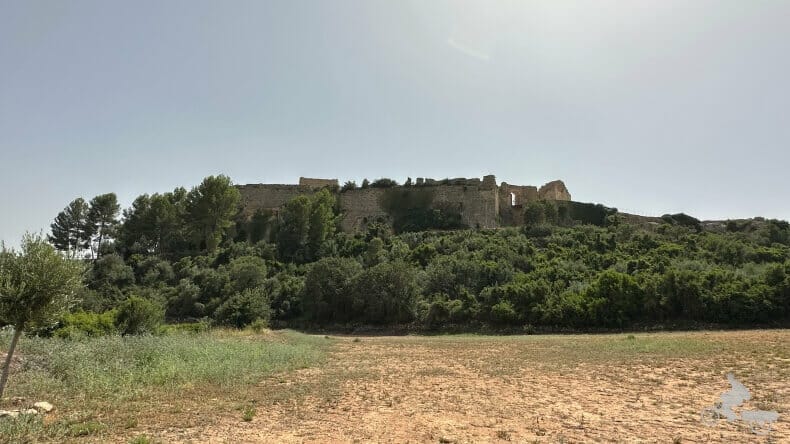 castillo de Montesa desde la distancia