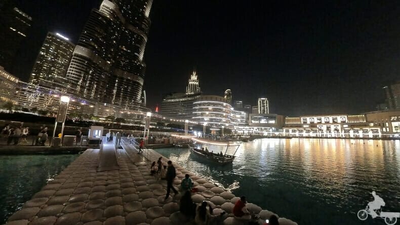 abras fuentes de Dubai