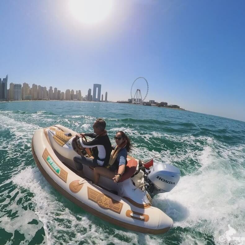 ain Dubai con Sea Camel Boat
