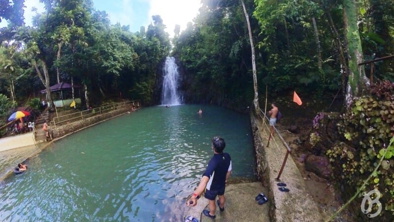 Guía Taktak falls en Siargao