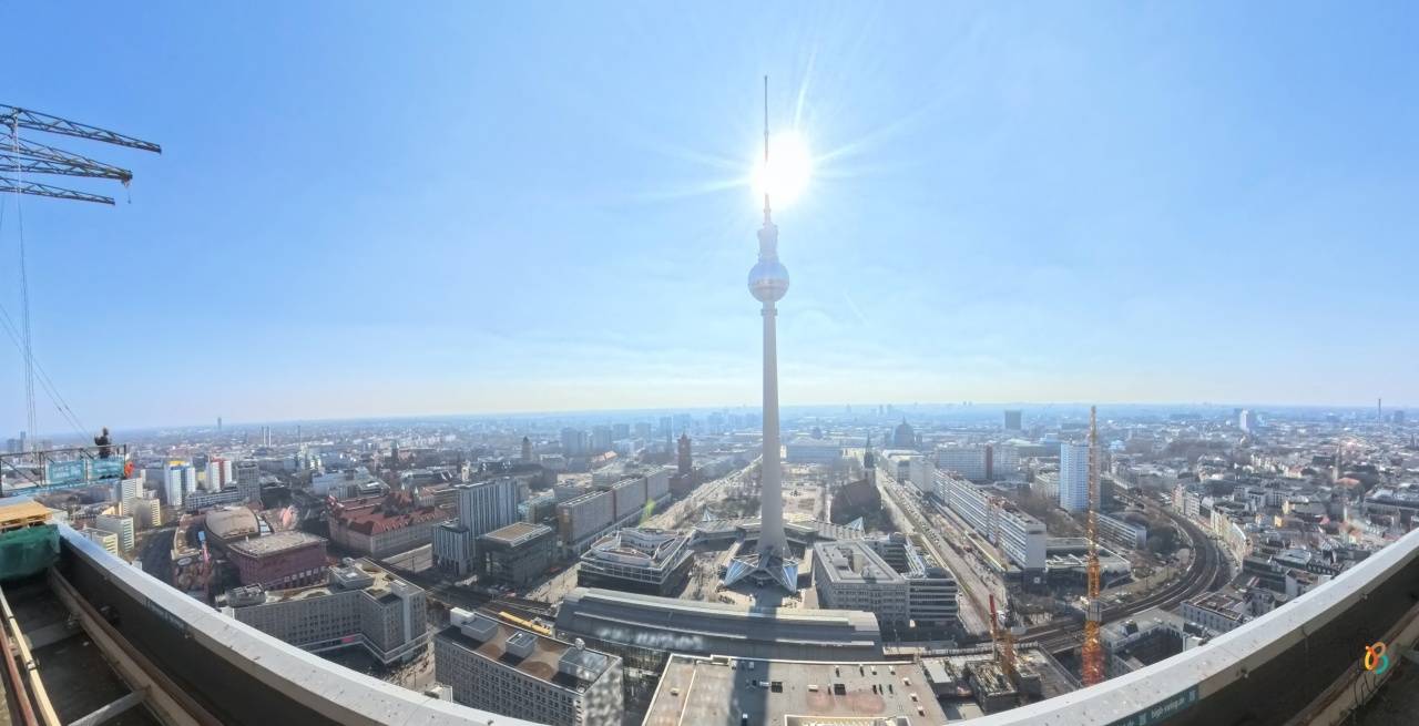 vista de la Torre de TV desde el mirador dachterrasse del Hotel Park Inn de Berlín